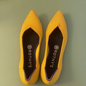Yellow Rothy’s size 7.5